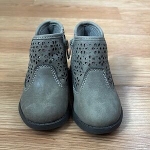 OshKosh B'gosh Gray Ankle Boots with Perforated Design